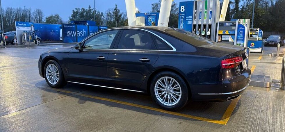 Audi A8 3.0TDI Executive V6