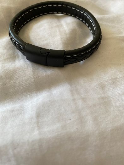 Bracelet leather