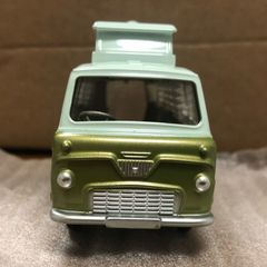 Corgi Toys 1/43 Ford Thames Airborne Caravan
