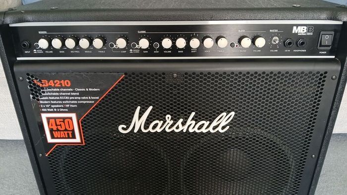 Marshall Bass Amp MB4210