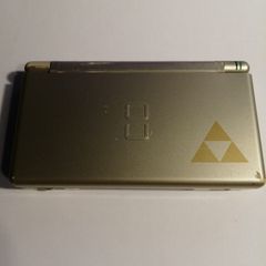 Nintendo DS Lite console - Gold Zelda Case - limited edition