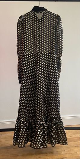 Amazing Zara black and gold long print dress XS