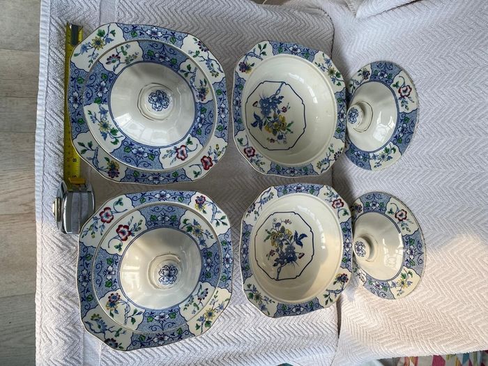 Vintage Alfred Meakin Meadow Harmony tureens