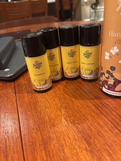 Brand New The Handmade Soap Company Lemongrass and Cedarwood Hand Wash and 2 Free Travel size items ( take your pick )