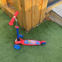 3 wheel scooter PAW Patrol Twist n' Turn 3 Wheel