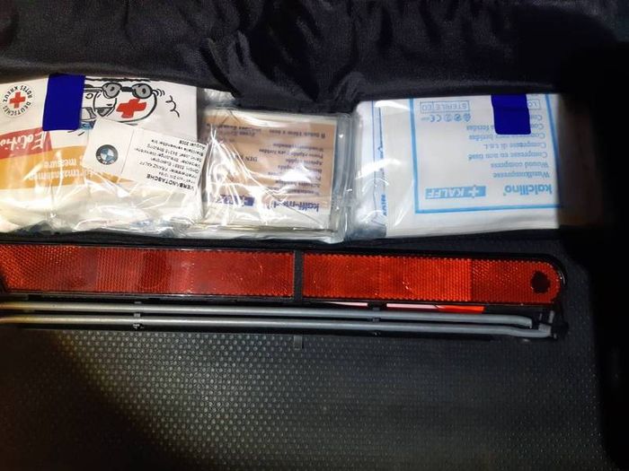 First Aid Kit & Case Holthaus 8270015 BMW E60 F10 F11 Saloon 5 series