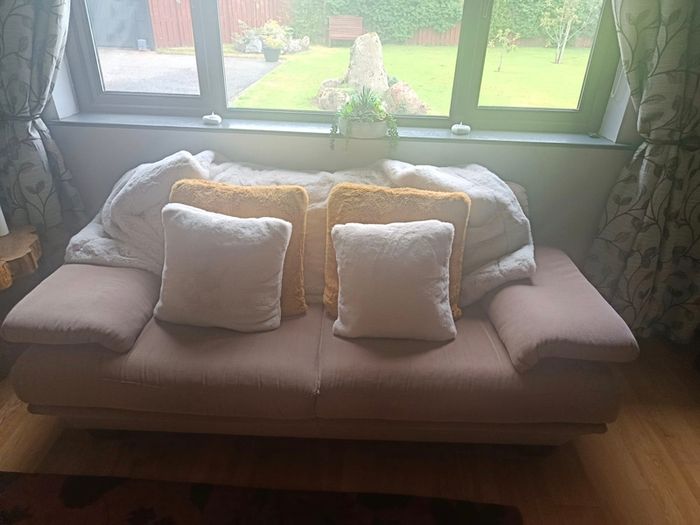 2 & 3 Seater Taupe/Fawn Sofa Suite