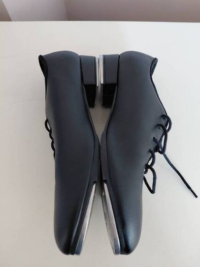 Tap shoes