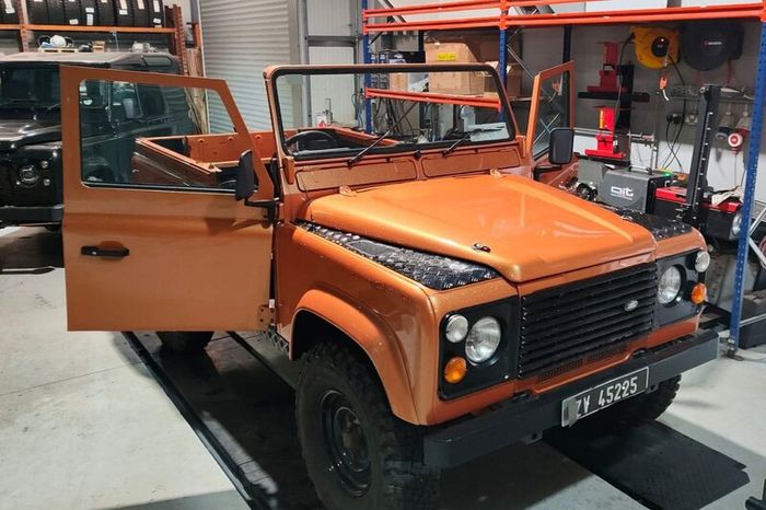 Land Rover LR 90 (defender) 1984