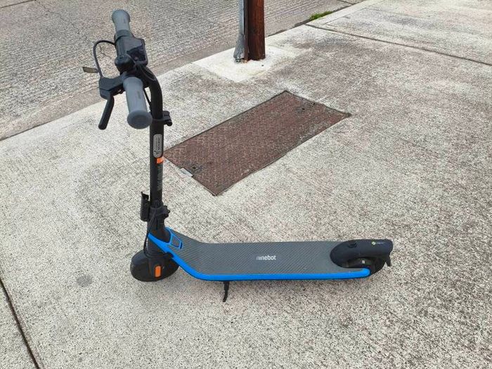 Electric scooter