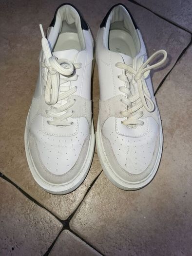 ARNE  trainers