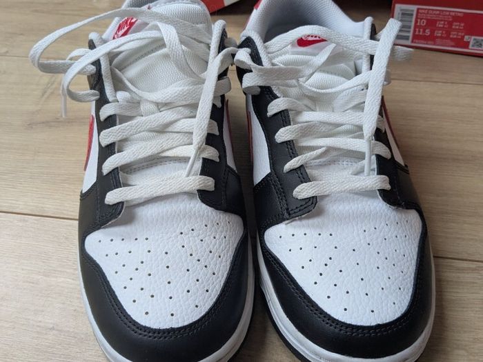 Dunk Low Retro "Red Swoosh Panda" sneakers