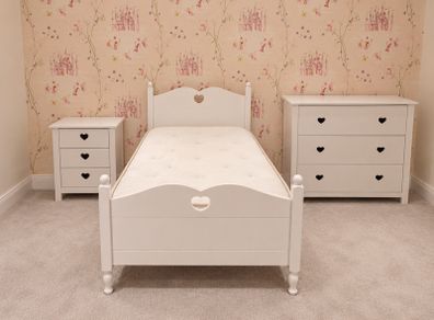 3 Piece Child's Bedroom Set