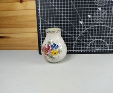 Vintage Handbemalt Porcelain Vase German 4 Inches Flowers Antique Collectable