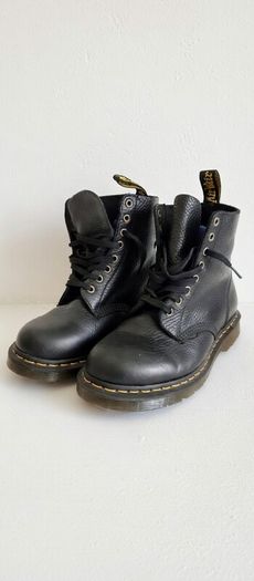 Dr. Martens 1460 Pascal black leather 8-eye boots UK 8 / EU 42 - worn once