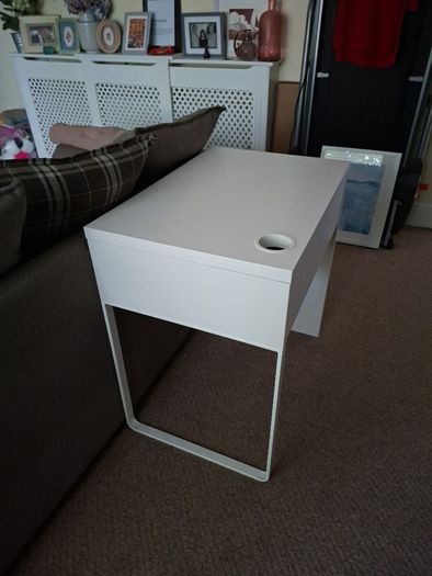 Micke Ikea desk