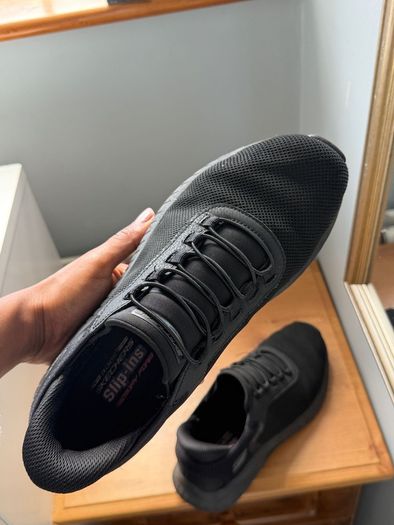 Skechers Slip-ins- Tamanho 9UK - (1 month only)