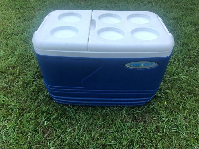 Cool box pinnacle