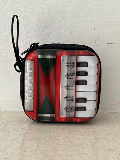 Console Purse