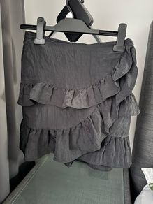 brand new Maje skirt