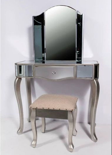Beautiful mirrored dressing table with three fold mirror and stool.  Collection Mornington