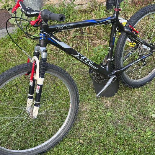 Giant XTC carbon MTB bike