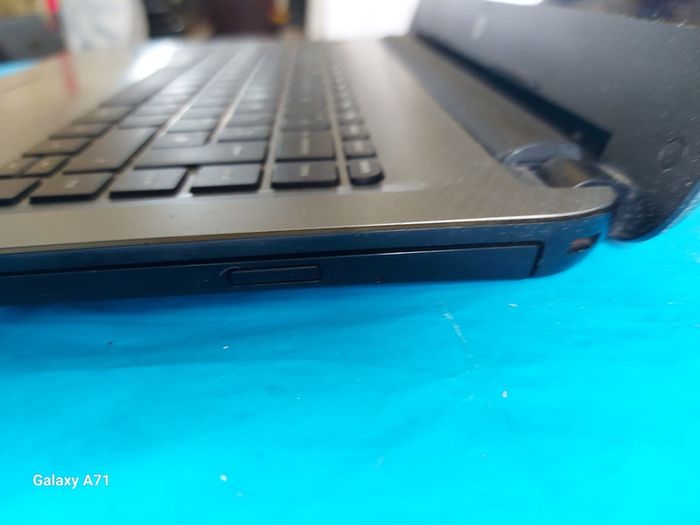 HP 14 inch Laptop, silver, Model 14-ac11na, Intel Pentium CPU 3825U, 1.9GHz, 2 GB Ram, 500GB HDD, Windows 10, Microsoft Edge, Chrome