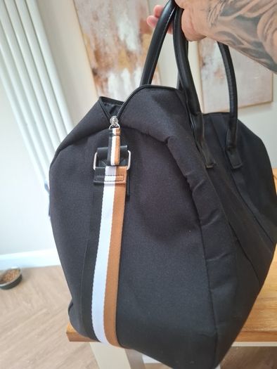 hugo boss gym bag