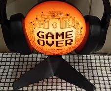 Headphone gaming stand with light