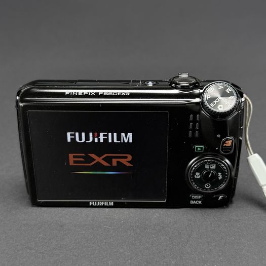 Fujifilm FinePix F500EXR digital compact camera