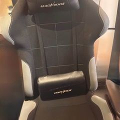 DX Racer Gaming Chair