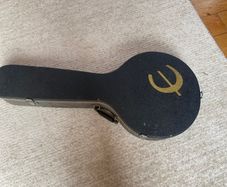 Banjo case