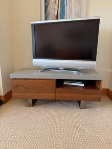 furniture & TV