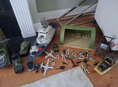 Army toys