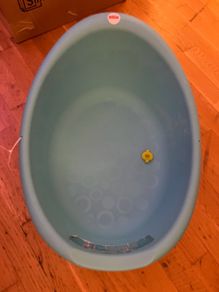 Baby bathtub