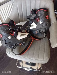 Jump sports shoes