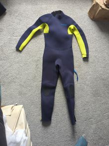 wetsuit