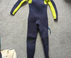 wetsuit
