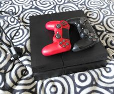 Play Station 4