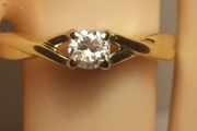 18ct Gold Petite Vintage Diamond Solitaire Ring