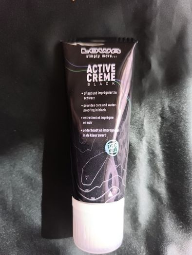 LOWA Active Creme Black