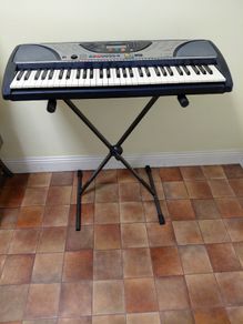 Yamaha PSR-240 portable electronic keyboard