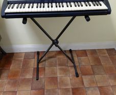 Yamaha PSR-240 portable electronic keyboard