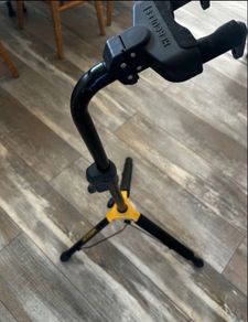 Hercules Guitar Stand