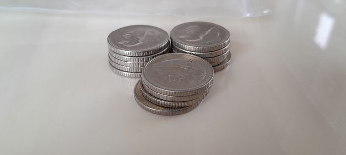 Ireland coins 366 in total Pre decimal and Decimal Read description Registered post included