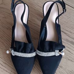 Black Sling Back shoes with Rhinestone and Pearl.
