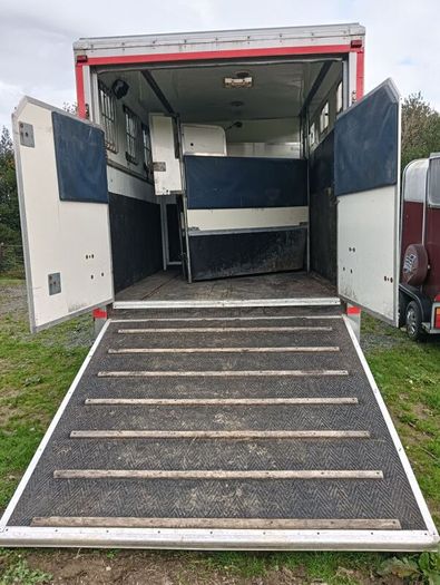 Horse Truck/lorry.