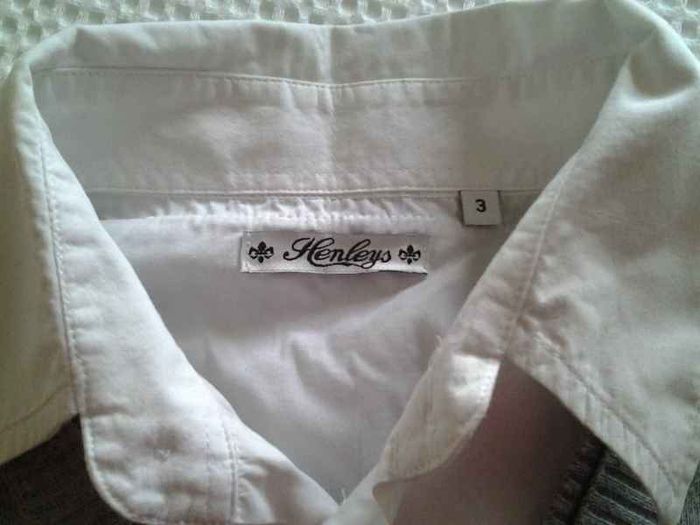 Henleys Grey Jumper/Shirt for Men - Size M