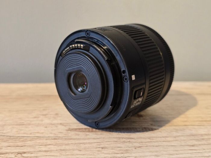 Canon Ef-s 18-55 Is