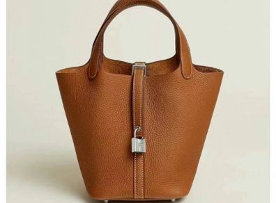 Hermes Picotin 18 Gold colour